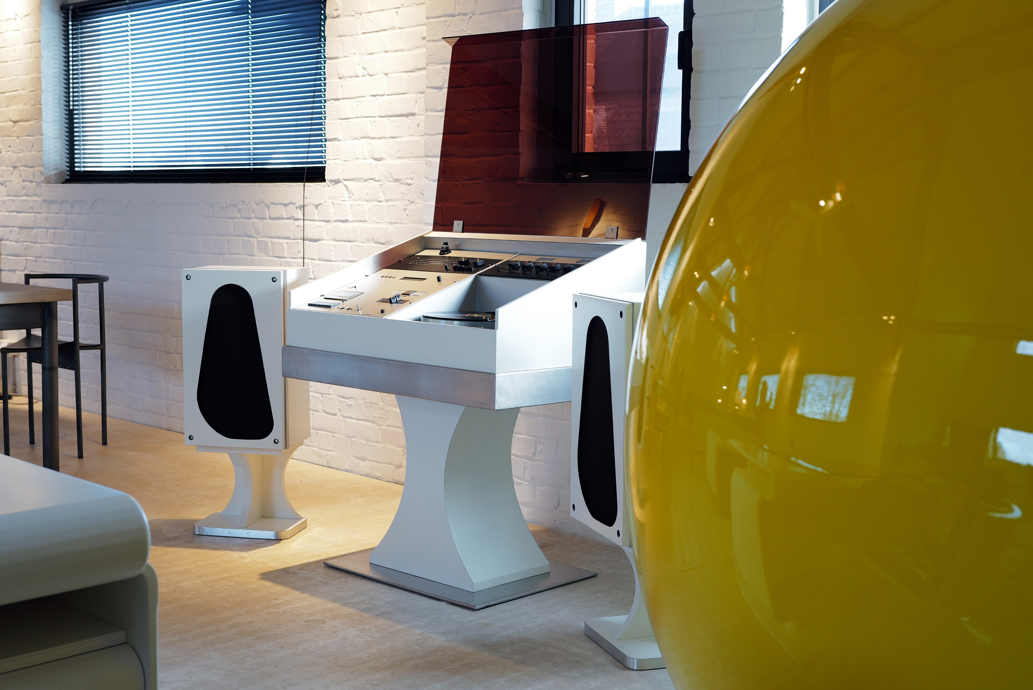 Commander stereo, 1970s