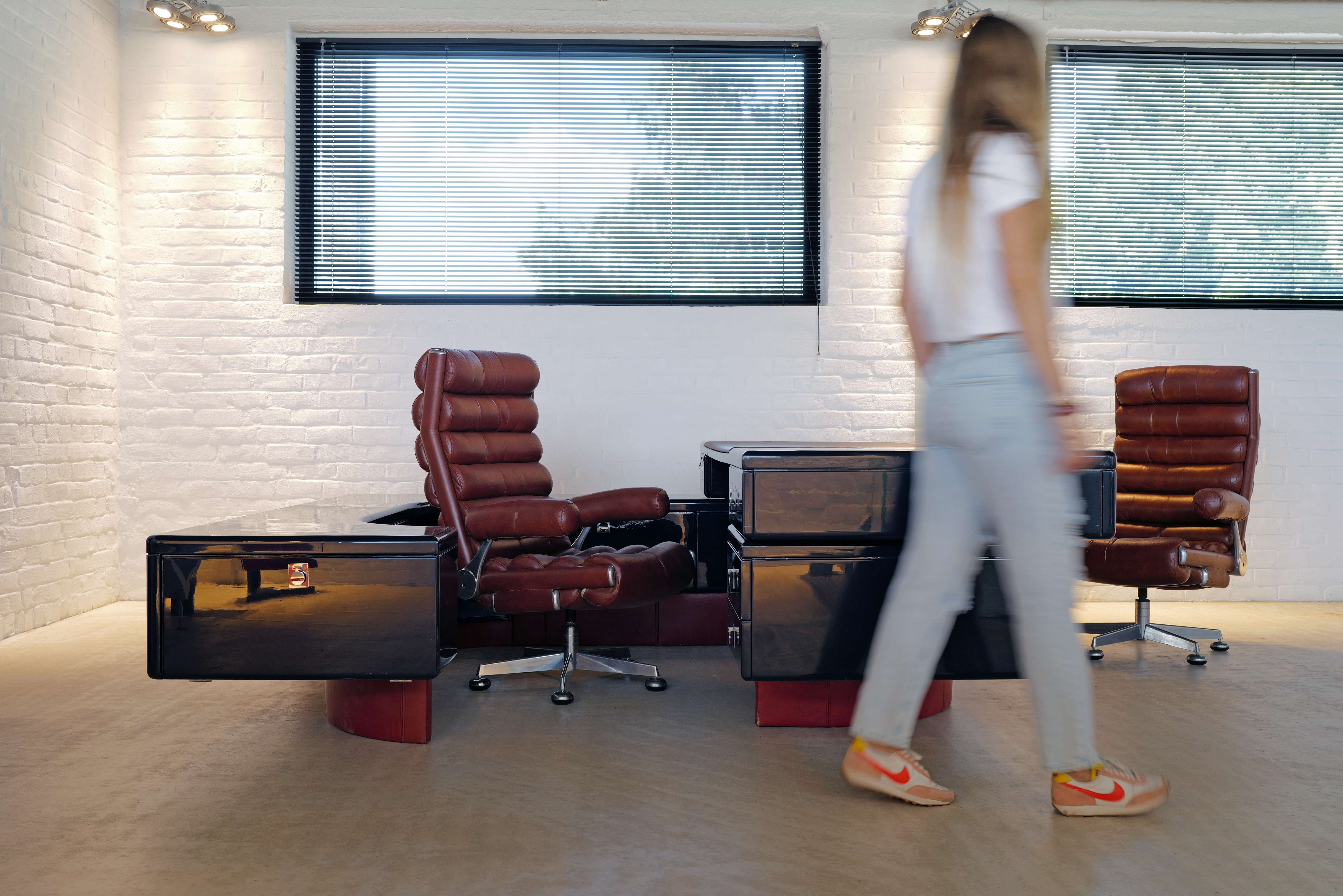 Exclusief directiebureau van Fabio Lenci voor Bernini,1960s