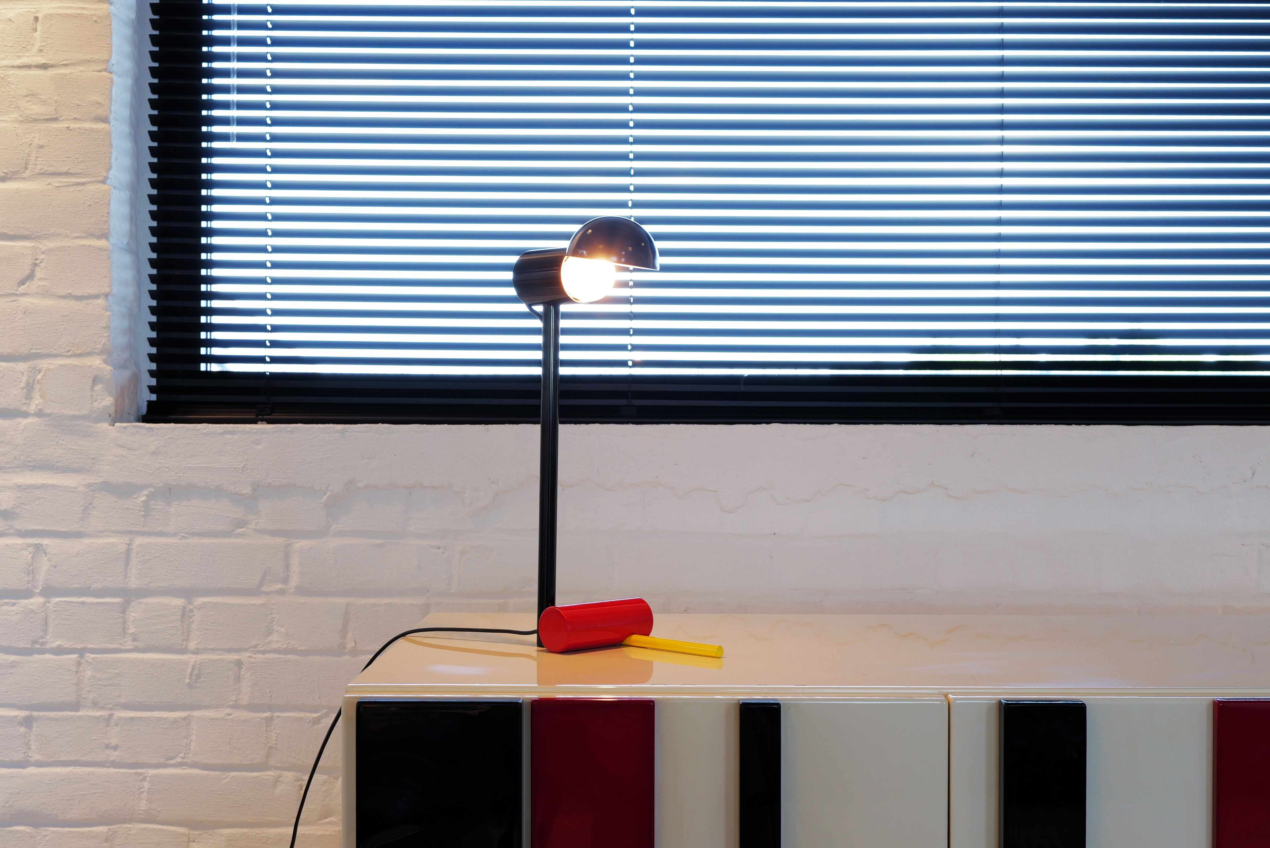 Gerrit Rietveld table lamp, 1925