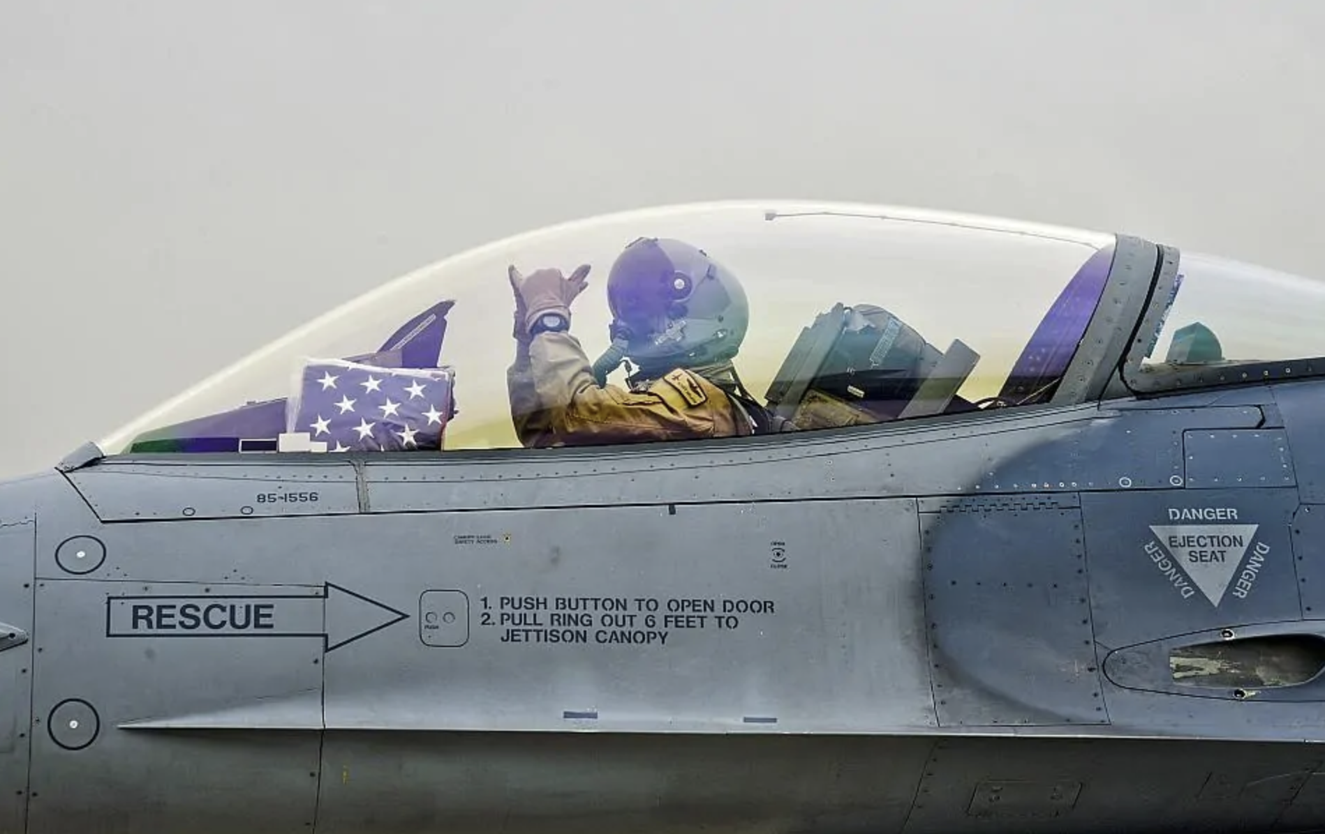 Originele F-16 pilotenhelm